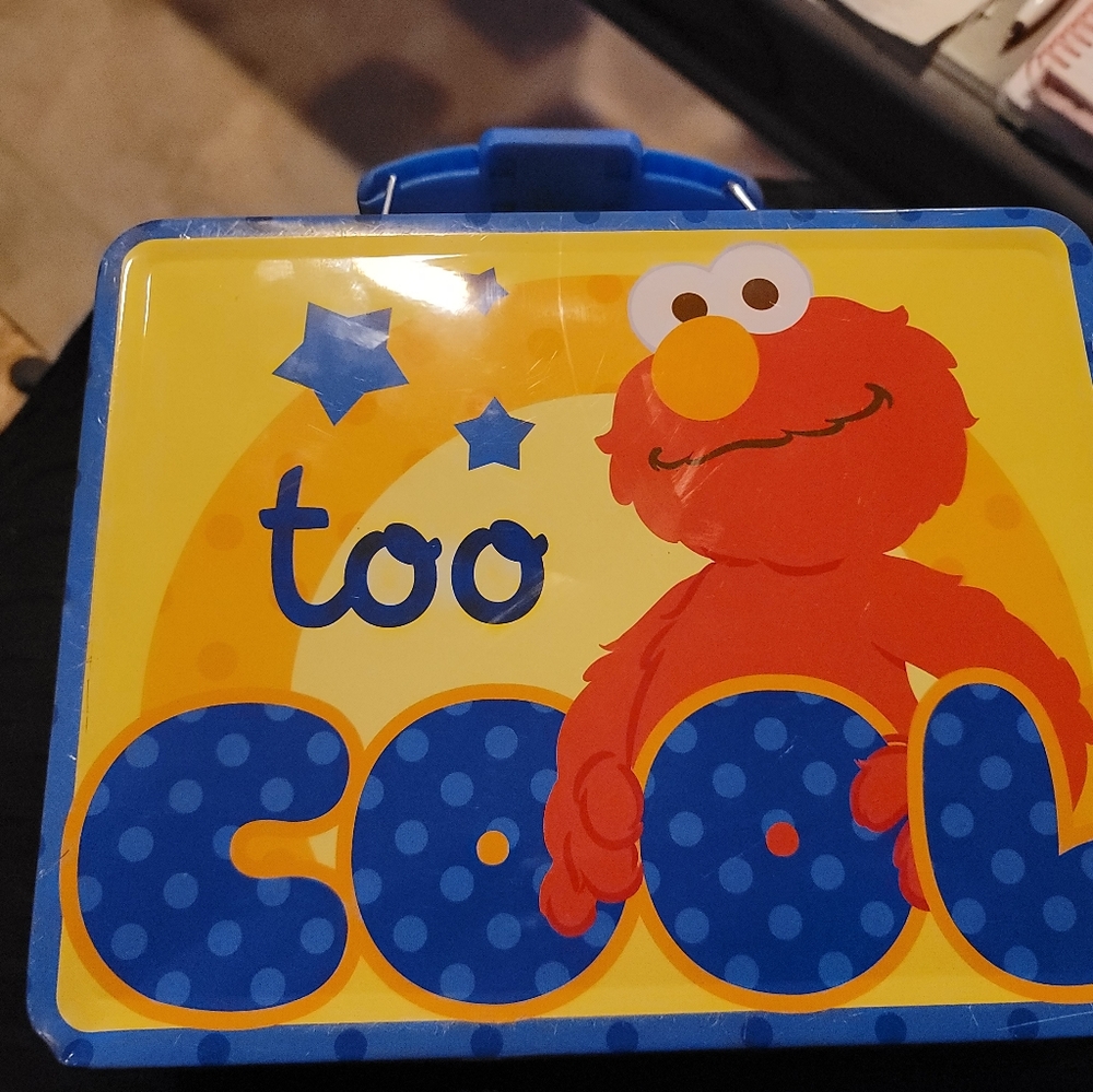 Elmo lunchbox